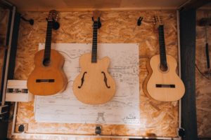 Laurent SAMMARRO - Artisan Luthier à Annecy et Villaz