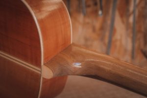 Laurent SAMMARRO - Artisan Luthier à Annecy et Villaz