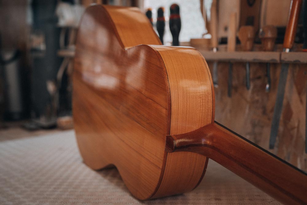 Guitare classique par Laurent SAMMARRO, artisan Luthier